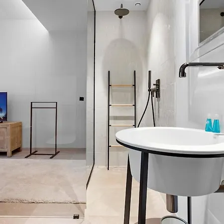 Luxury Villa, 4 Bedrooms, Private Pool, Kss Immo Villa *