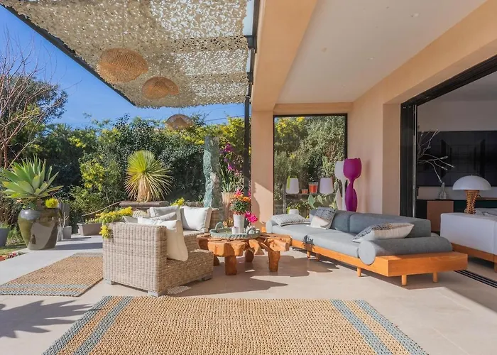 Luxury Villa, 4 Bedrooms, Private Pool, Kss Immo *