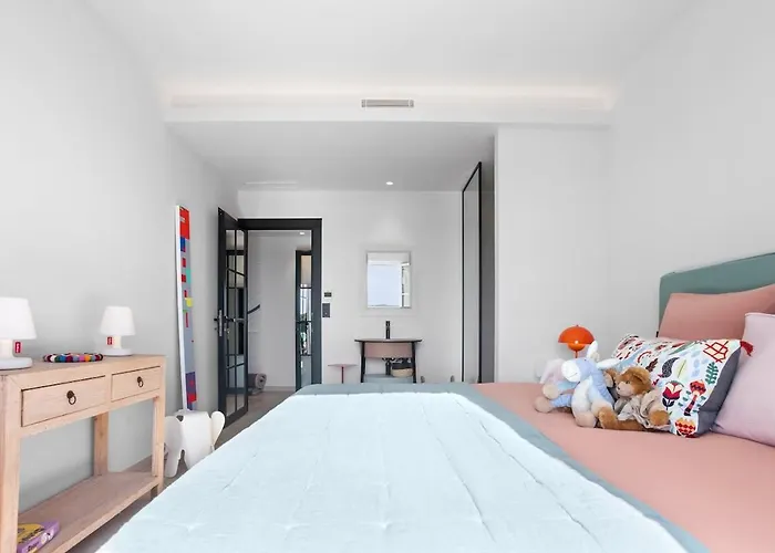 Luxury Villa, 4 Bedrooms, Private Pool, Kss Immo *
