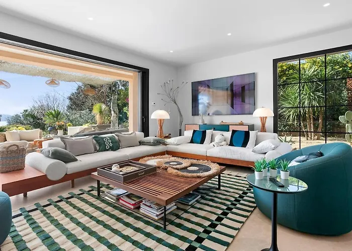 Villa Luxury Villa, 4 Bedrooms, Private Pool, Kss Immo *