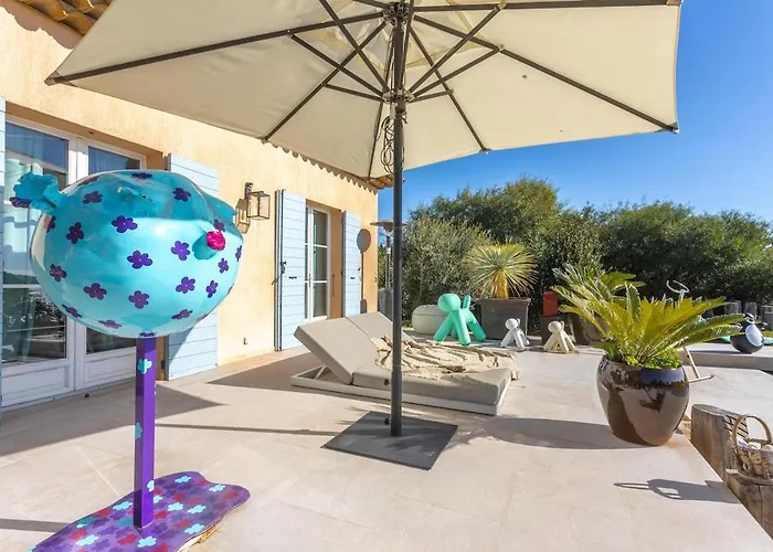Vila Luxury Villa, 4 Bedrooms, Private Pool, Kss Immo